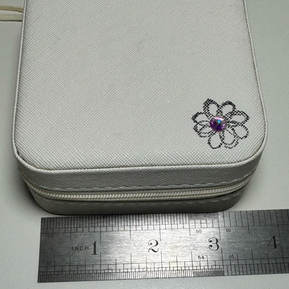 White Faux Leather Travel Jewelry Box Square Mini Organizer Flower Rhinestone